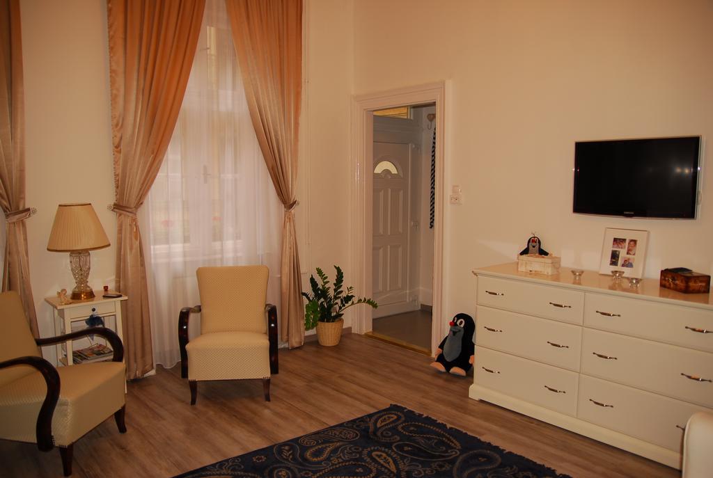 Balazs Apartment - Oktogon Budapest Eksteriør billede