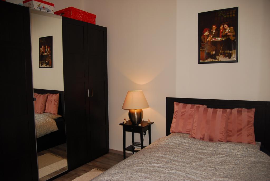 Balazs Apartment - Oktogon Budapest Eksteriør billede