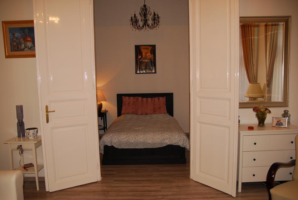 Balazs Apartment - Oktogon Budapest Eksteriør billede