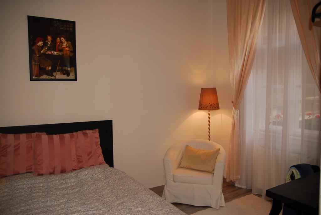 Balazs Apartment - Oktogon Budapest Eksteriør billede